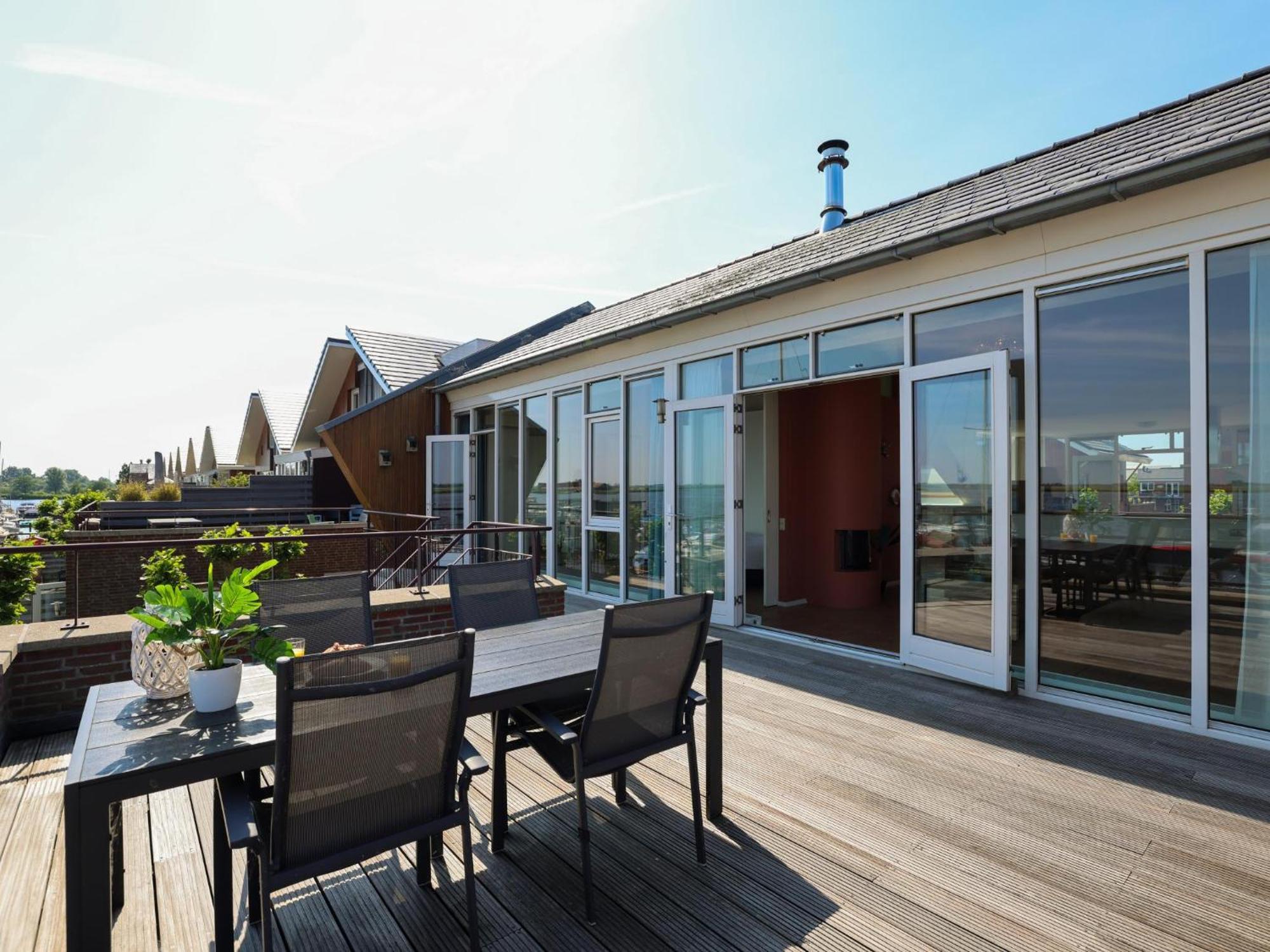 Penthouse Villa Uitgeest Exterior photo