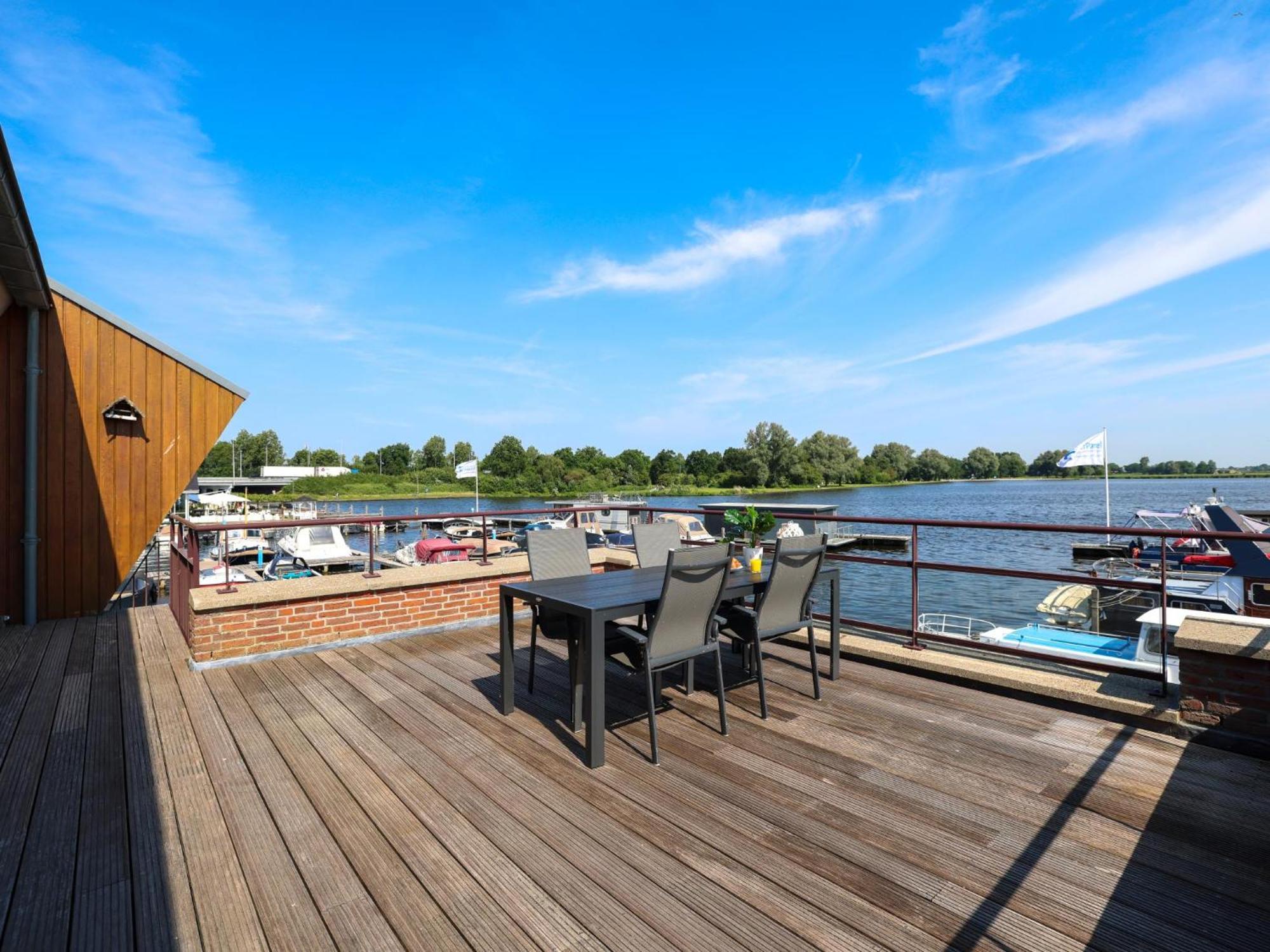 Penthouse Villa Uitgeest Exterior photo